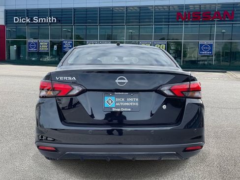 Used 2025 Nissan Versa S w/ S Plus Package image 5