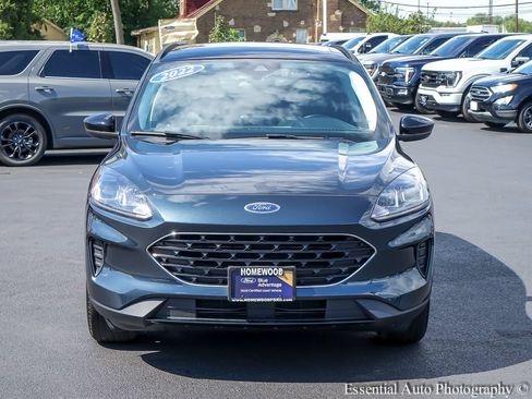 Used 2022 Ford Escape SE w/ SE Sport Appearance Package AWD/4WD image 2