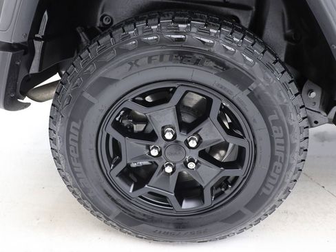 Used 2023 Jeep Wrangler Unlimited w/ Cold Weather Group image 9