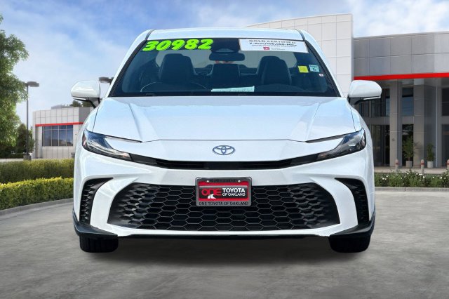 Certified 2025 Toyota Camry SE FWD image 11