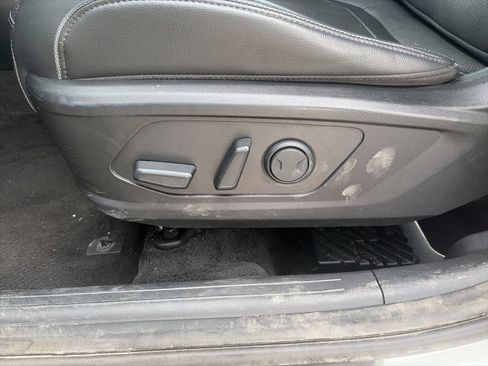 Used 2022 Hyundai Tucson Limited AWD/4WD image 11