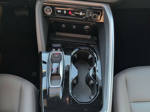 New 2025 Audi Q5 Premium Plus image 17