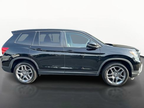 Used 2023 Honda Passport EX-L image 2