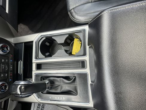 Used 2019 Ford F150 Lariat w/ Equipment Group 502A Luxury image 19