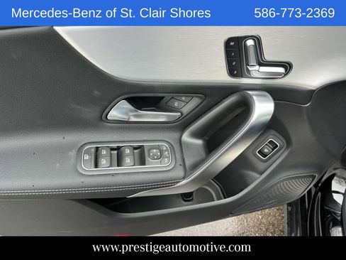 Used 2025 Mercedes-Benz CLA 250 4MATIC image 17