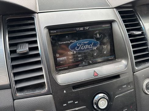 Used 2015 Ford Taurus SEL w/ Equipment Group 201A AWD/4WD image 7