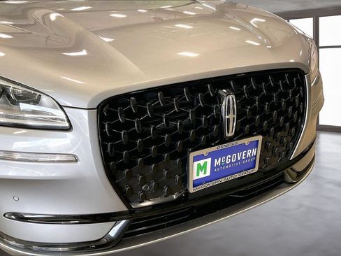 Used 2023 Lincoln Corsair Reserve w/ Equipment Group 201A AWD/4WD image 33