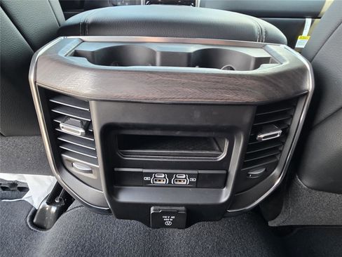 New 2026 RAM 2500 Laramie w/ Night Edition image 41