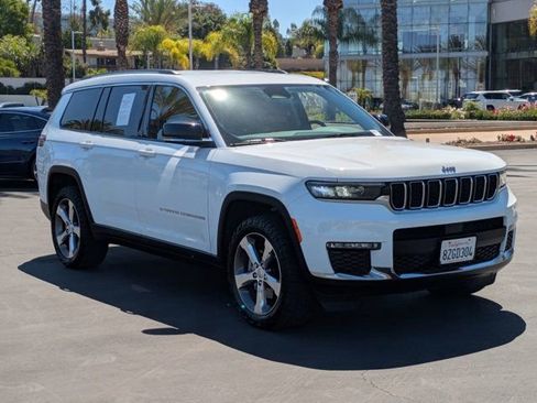 Used 2021 Jeep Grand Cherokee L Limited w/ Trailer Tow Group (B) AWD/4WD image 3