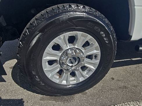 Used 2022 Ford F250 XLT w/ XLT Value Package AWD/4WD image 10