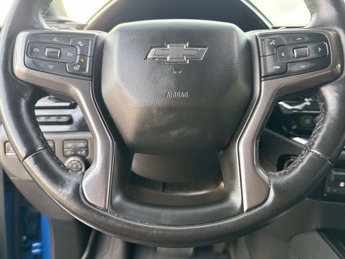Used 2022 Chevrolet Silverado 1500 ZR2 w/ Technology Package image 18