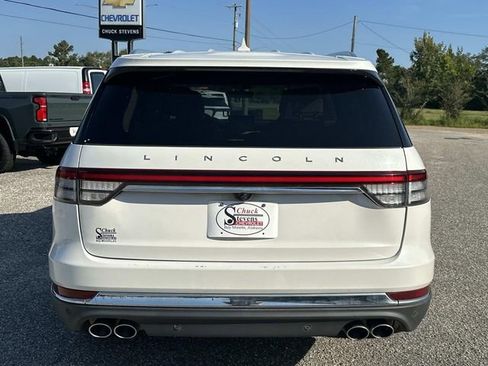 Used 2022 Lincoln Aviator Reserve w/ Equipment Group 201A image 8