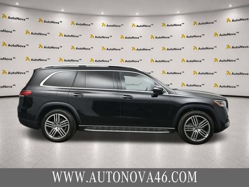 Used 2022 Mercedes-Benz GLS 450 4MATIC image 10