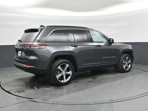 New 2026 Jeep Grand Cherokee Limited w/ Trailer Tow Package RWD image 3