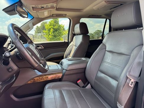 Used 2015 GMC Yukon Denali w/ Premium Package AWD/4WD image 7