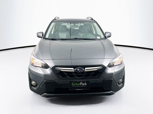 Used 2023 Subaru Crosstrek 2.0i Premium AWD/4WD image 2