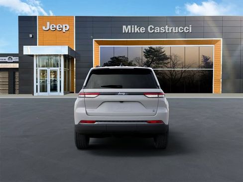 New 2026 Jeep Grand Cherokee Limited AWD/4WD image 7