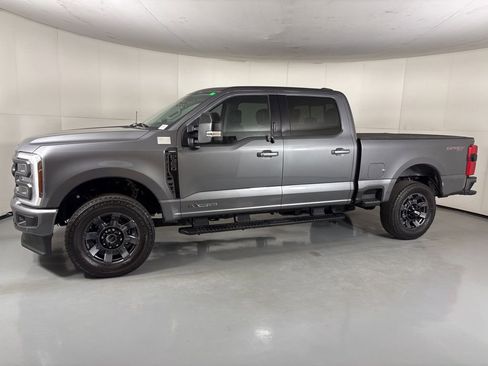 Used 2024 Ford F350 Lariat w/ Lariat Ultimate Package image 5