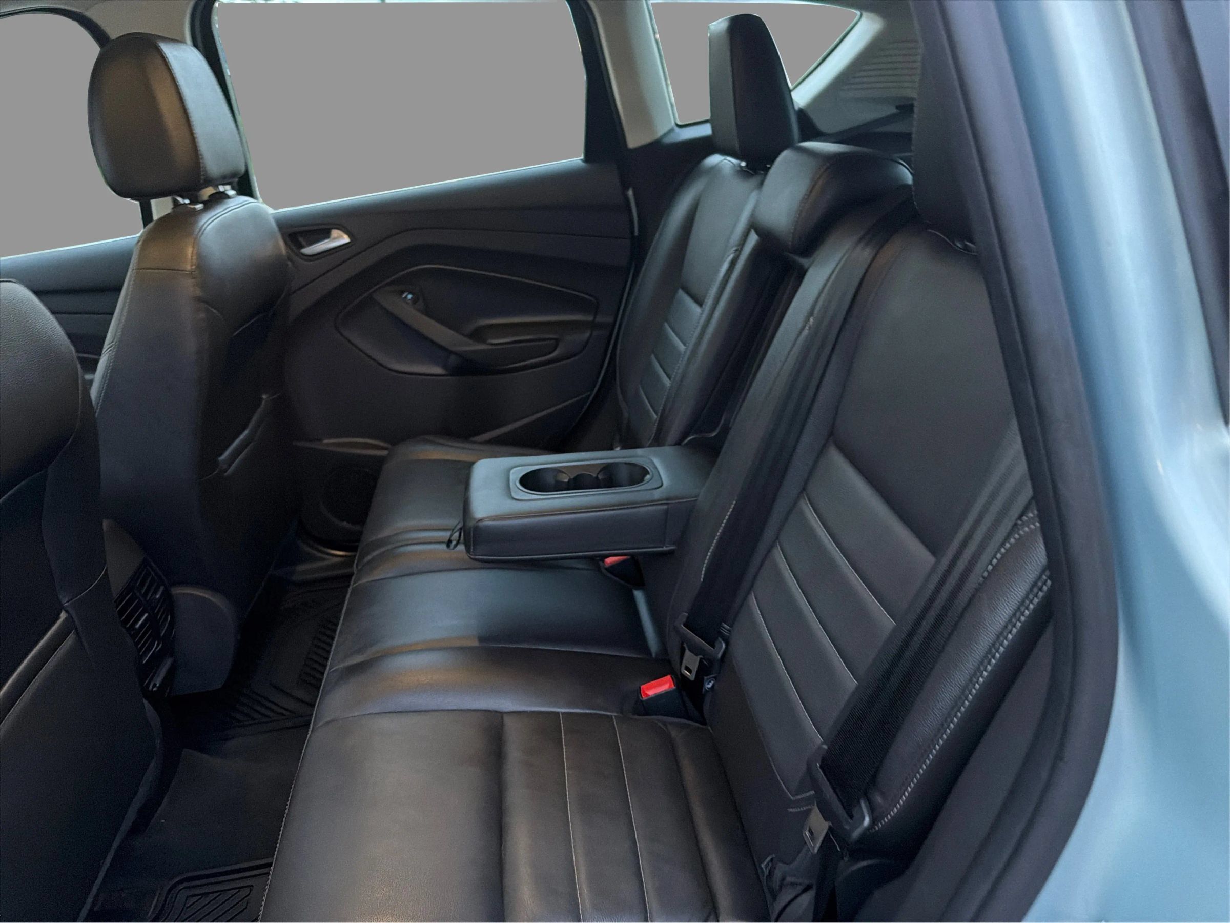 Used 2013 Ford C-MAX SEL FWD image 11