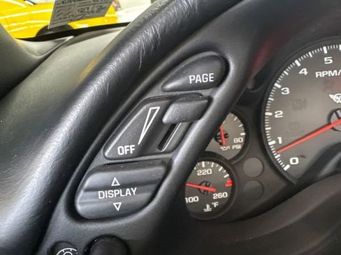 Used 2004 Chevrolet Corvette Convertible w/ Preferred Equipment Group image 53