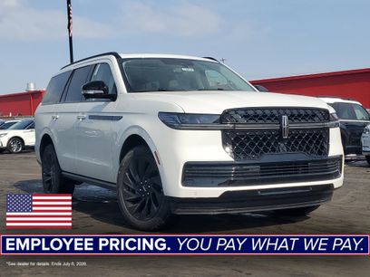 New 2026 Lincoln Navigator Reserve w/ Jet Appearance Package