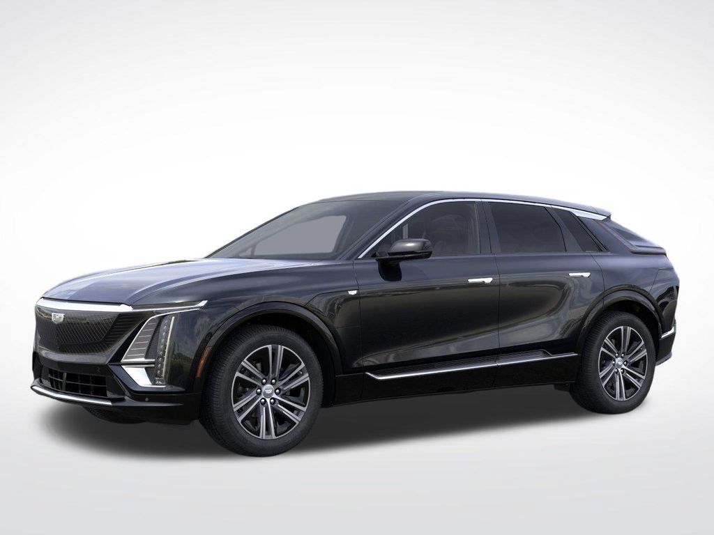 New 2026 Cadillac Lyriq Luxury RWD image 2
