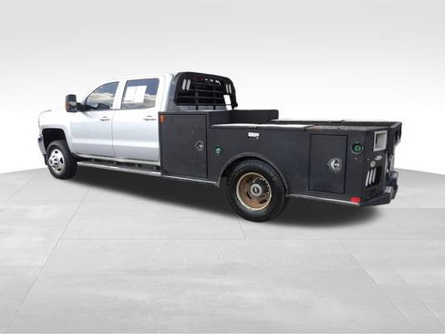 Used 2018 Chevrolet Silverado 3500 LT w/ LT Convenience Package AWD/4WD image 5