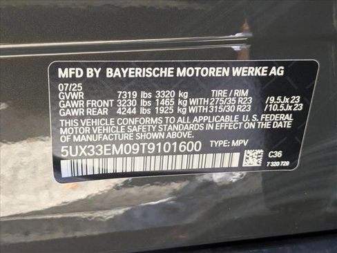 New 2026 BMW X7 M60i image 17