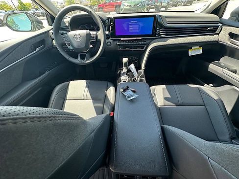 New 2026 Toyota Camry XLE AWD/4WD image 11