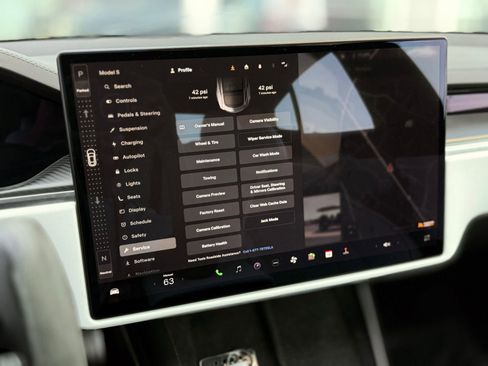 Used 2022 Tesla Model S Plaid AWD/4WD image 58