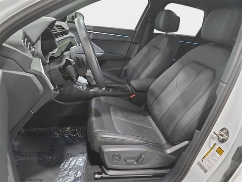 Used 2023 Audi Q3 2.0T Premium Plus w/ Premium Plus Package image 14