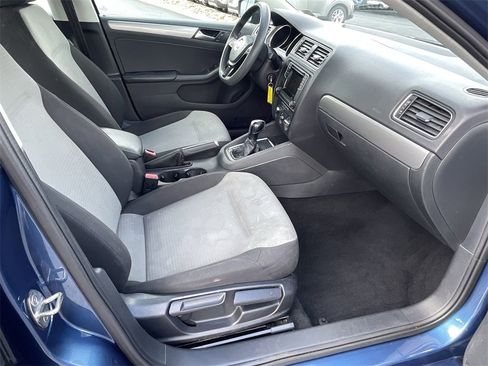 Used 2018 Volkswagen Jetta S image 30