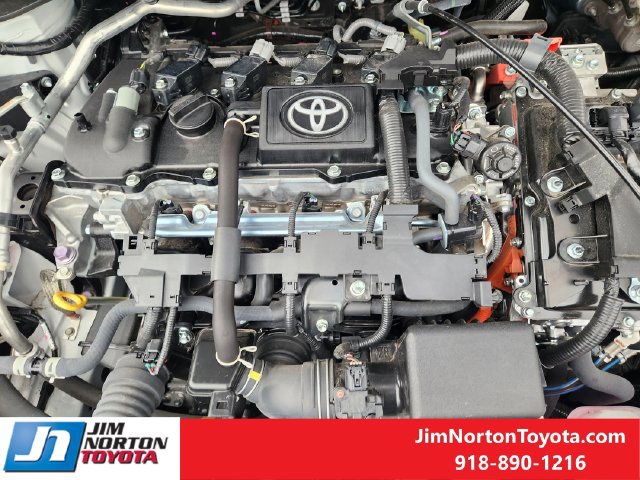 Used 2026 Toyota Corolla SE w/ SE Premium Package FWD image 31