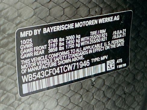 Used 2026 BMW iX xDrive45 w/ M Sport Package image 24