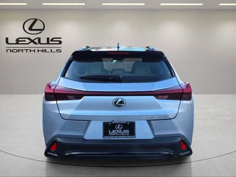 Certified 2025 Lexus UX 300h AWD w/ Accessory Package (Z2) image 7