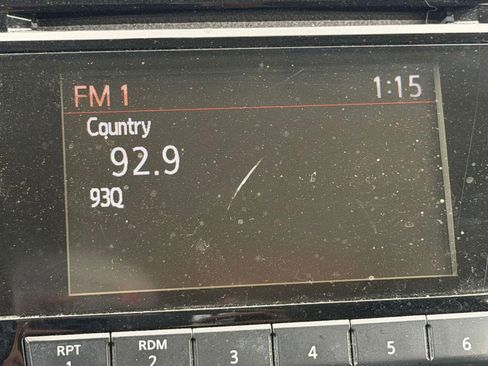 Used 2014 Nissan Rogue S image 24