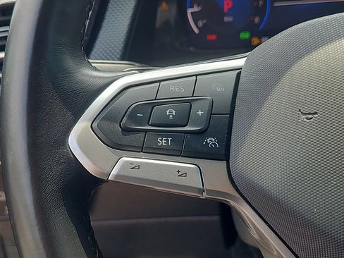 Used 2024 Volkswagen Atlas Cross Sport SEL R-Line AWD/4WD image 29