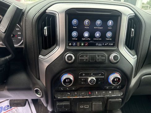 Used 2021 GMC Sierra 1500 SLT RWD image 15