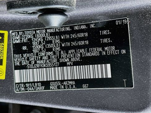 Used 2019 Toyota Highlander XLE AWD/4WD image 34