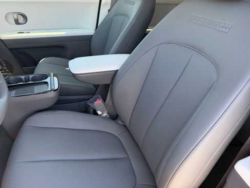 New 2026 Hyundai Ioniq 5 SEL image 10