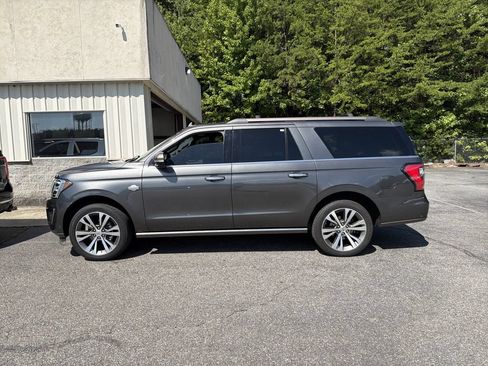 Used 2021 Ford Expedition Max King Ranch RWD image 3