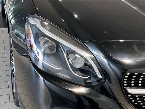 Used 2017 Mercedes-Benz SLC 43 AMG image 15