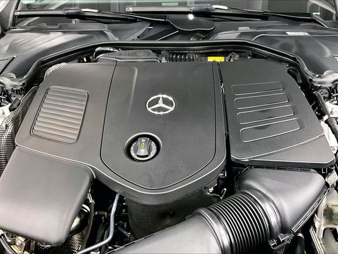 Used 2023 Mercedes-Benz C 300 Sedan image 31