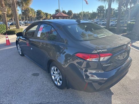 Used 2026 Toyota Corolla LE image 5