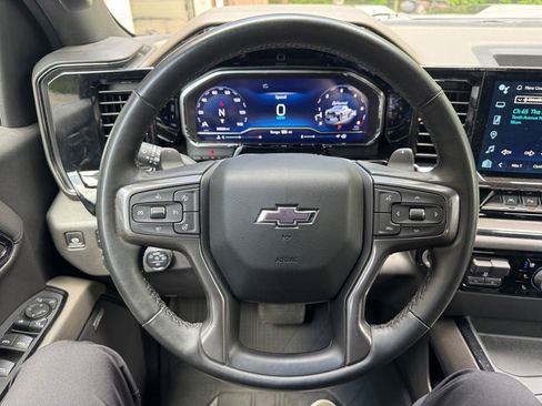 Used 2024 Chevrolet Silverado 1500 ZR2 w/ Technology Package image 22