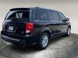 Used 2019 Dodge Grand Caravan SXT image 3