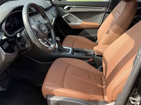 Used 2021 Audi Q3 2.0T Premium Plus w/ Premium Plus Package image 11
