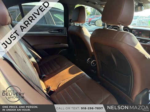 Used 2019 Alfa Romeo Stelvio Ti Sport w/ Quick Order Package 22S Sport AWD/4WD image 6