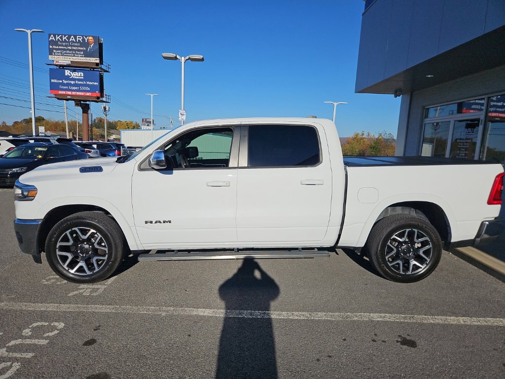 Used 2025 RAM 1500 Laramie AWD/4WD image 8