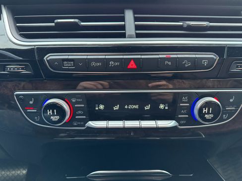 Used 2017 Audi Q7 3.0T Prestige image 21